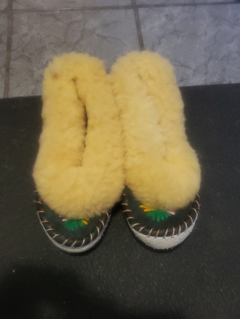 Real Native Sheep Skin Shoes